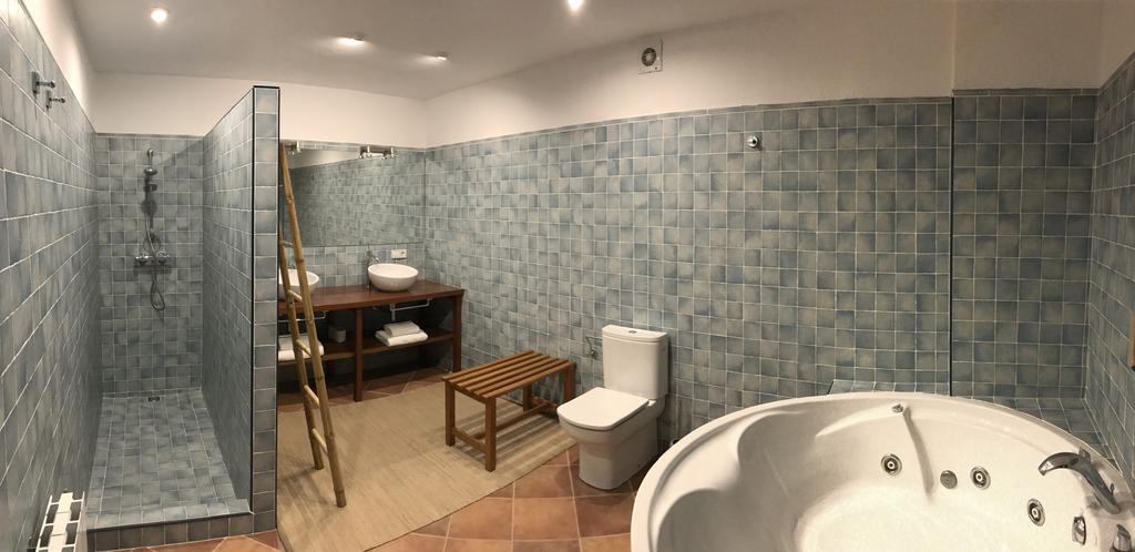 Hostal Can Xicu Capmany Екстер'єр фото